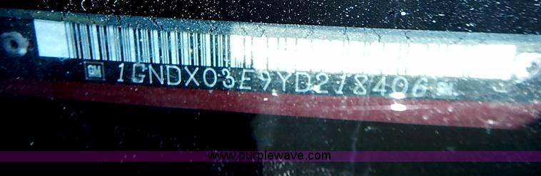 image for item I3557 2000 Chevrolet Venture LS van