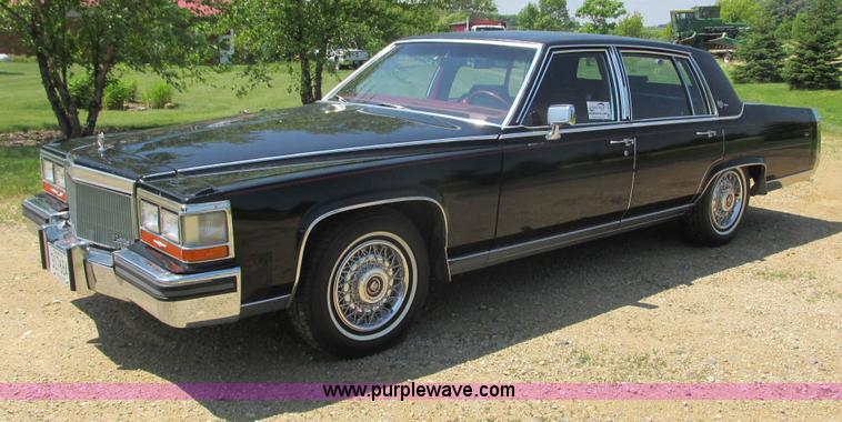 image for item I3876 1989 Cadillac Brougham