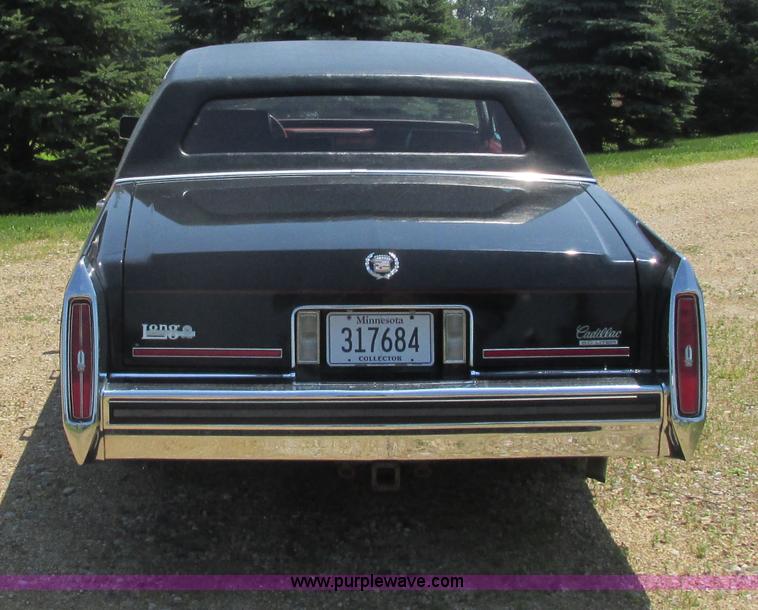 image for item I3876 1989 Cadillac Brougham