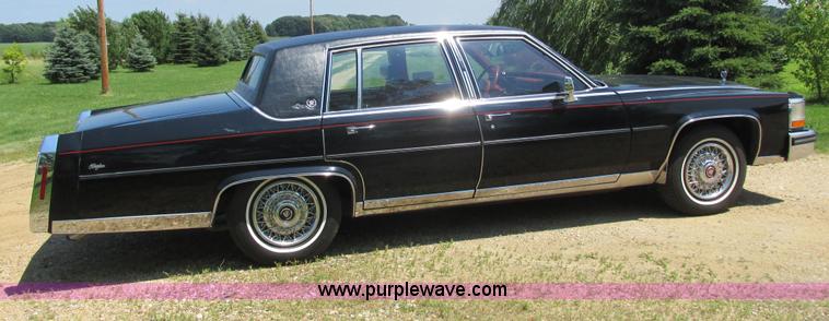 image for item I3876 1989 Cadillac Brougham