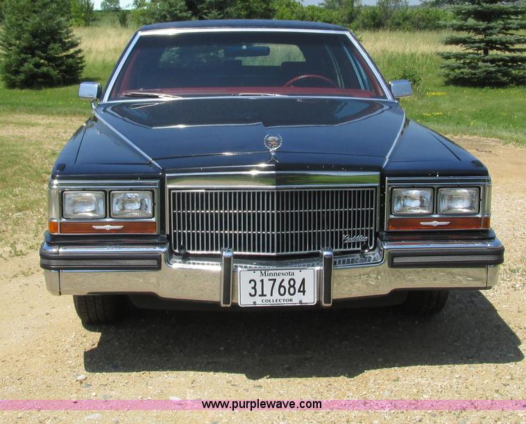 image for item I3876 1989 Cadillac Brougham