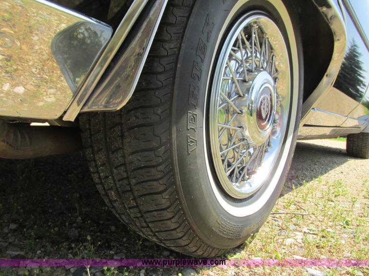 image for item I3876 1989 Cadillac Brougham