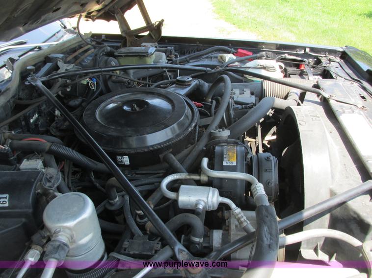 image for item I3876 1989 Cadillac Brougham