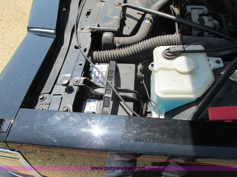 image for item I3876 1989 Cadillac Brougham