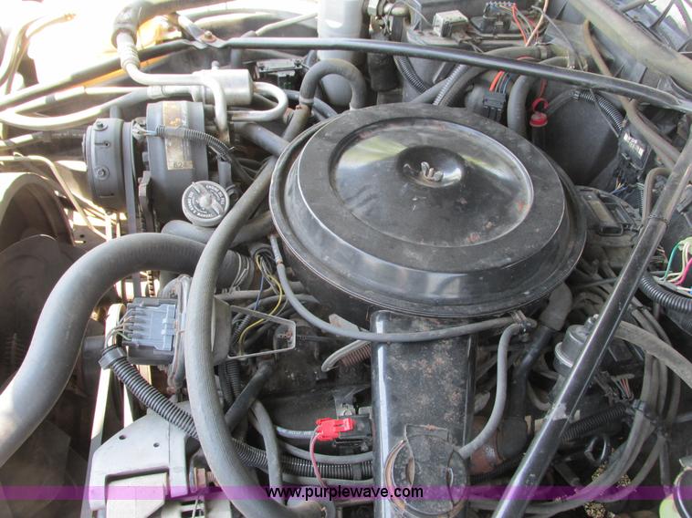 image for item I3876 1989 Cadillac Brougham