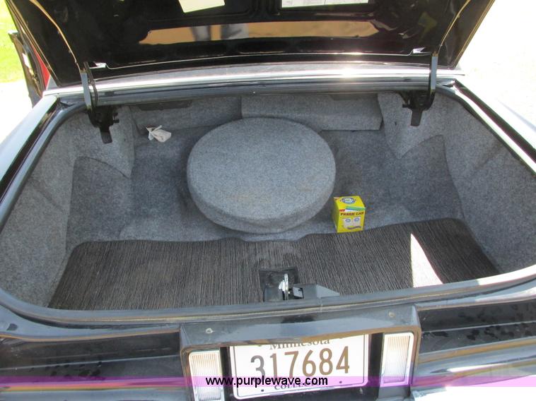 image for item I3876 1989 Cadillac Brougham