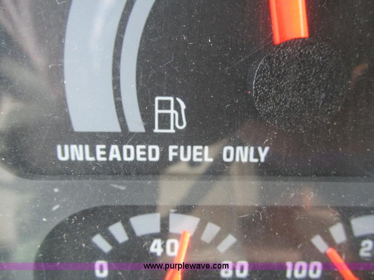 image for item I4146 1995 Winnebago ICG34RQ Itasca camper