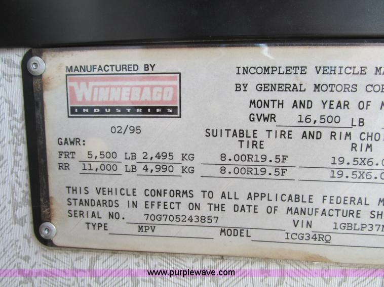 image for item I4146 1995 Winnebago ICG34RQ Itasca camper