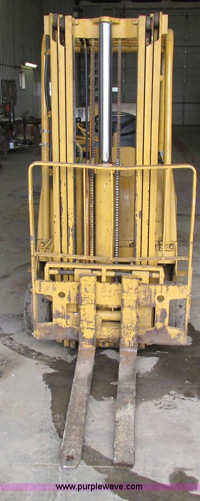 image for item I4147 Caterpillar TC30 forklift