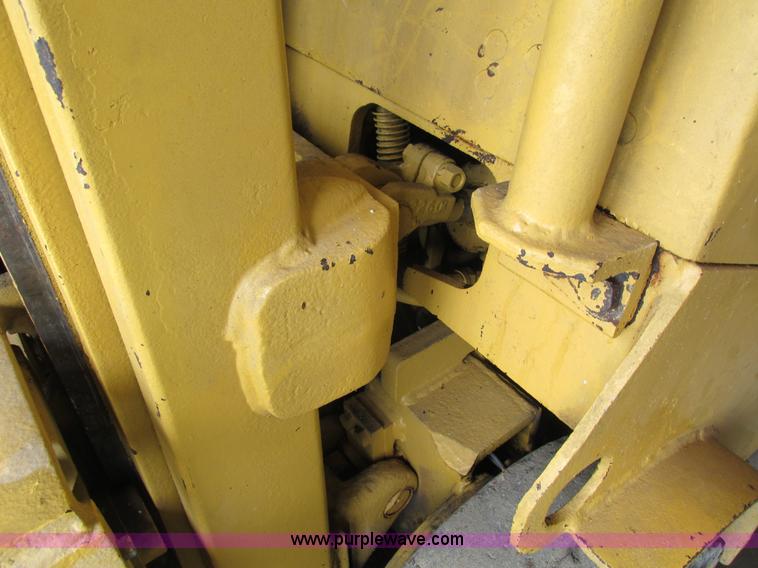 image for item I4147 Caterpillar TC30 forklift