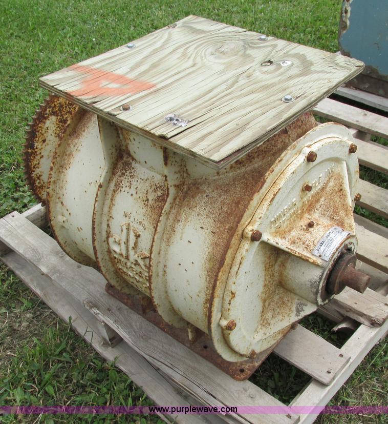 image for item I4149 (3) blower/compressors
