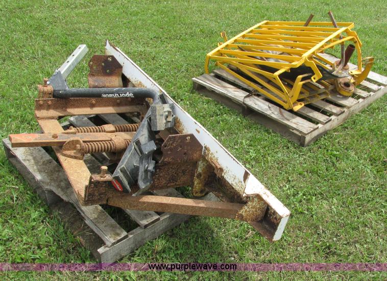 image for item I4150 Assorted items