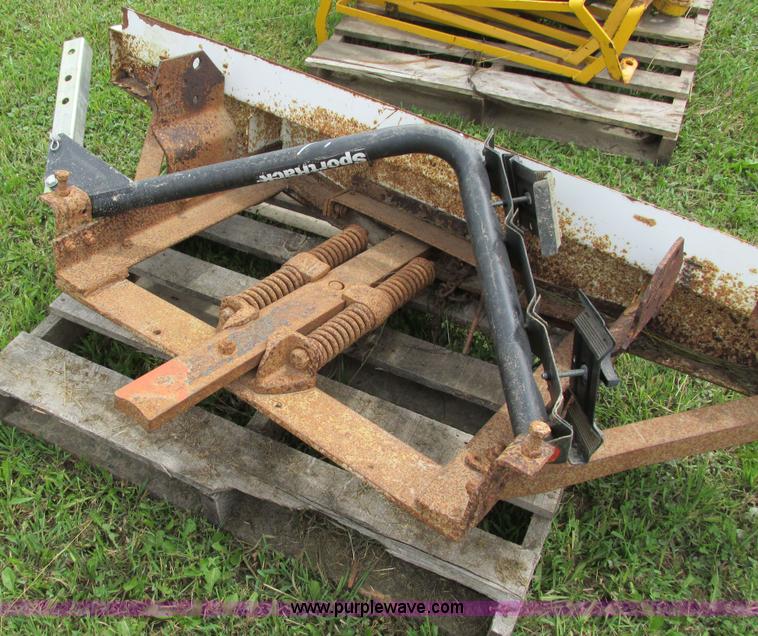 image for item I4150 Assorted items