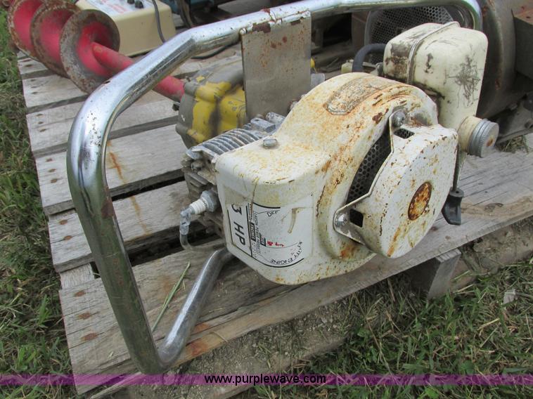 image for item I4151 Assorted items