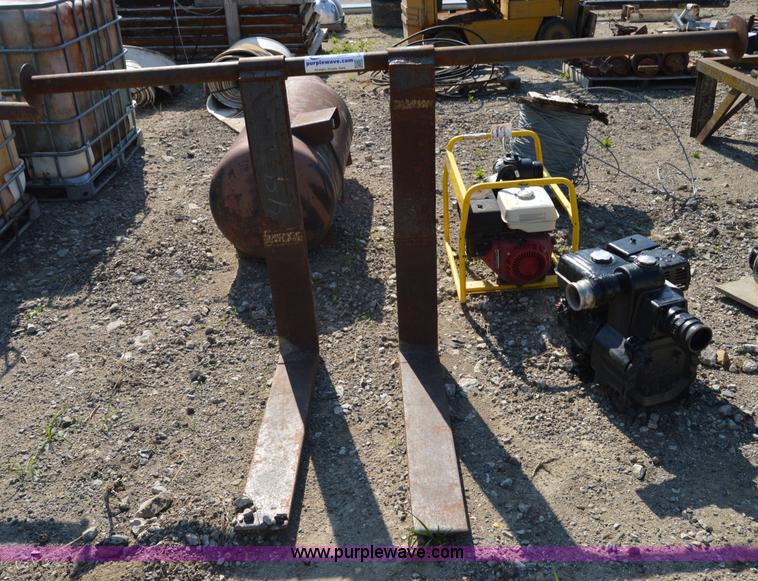 image for item I4663 38" long loader forks