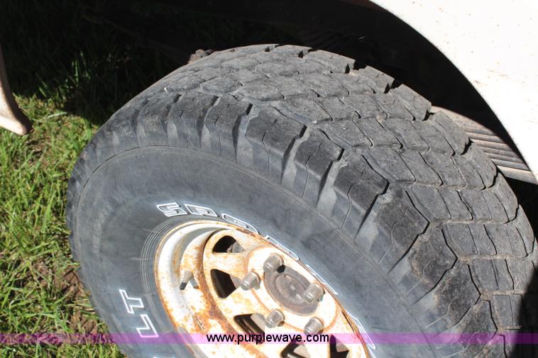 image for item J1102 1962 Ford 100 pickup truck