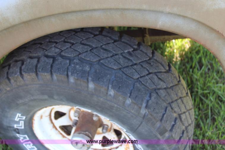 image for item J1102 1962 Ford 100 pickup truck