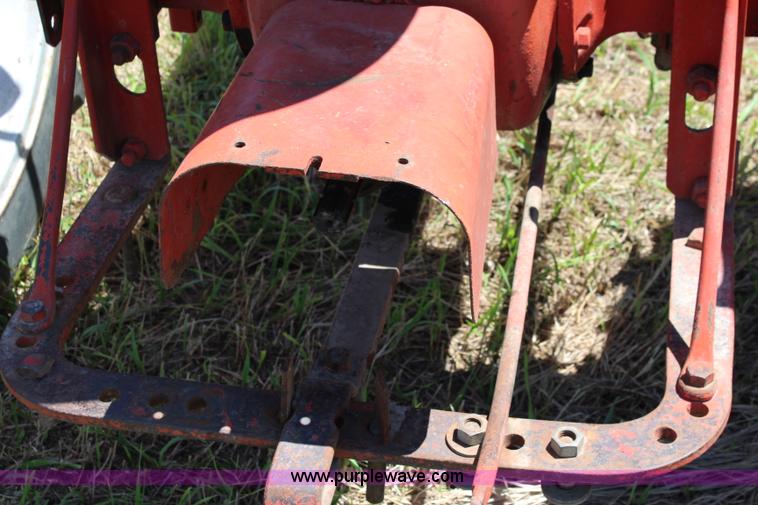 image for item J1115 1947 Farmall H tractor