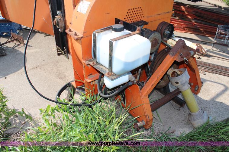 image for item J1143 Bear Cat 72854 wood chipper