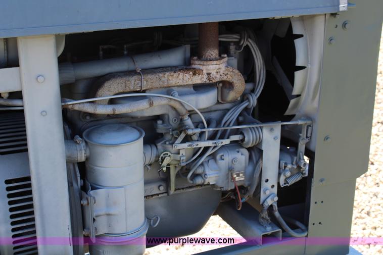 image for item J1144 Lincoln SA200 welder