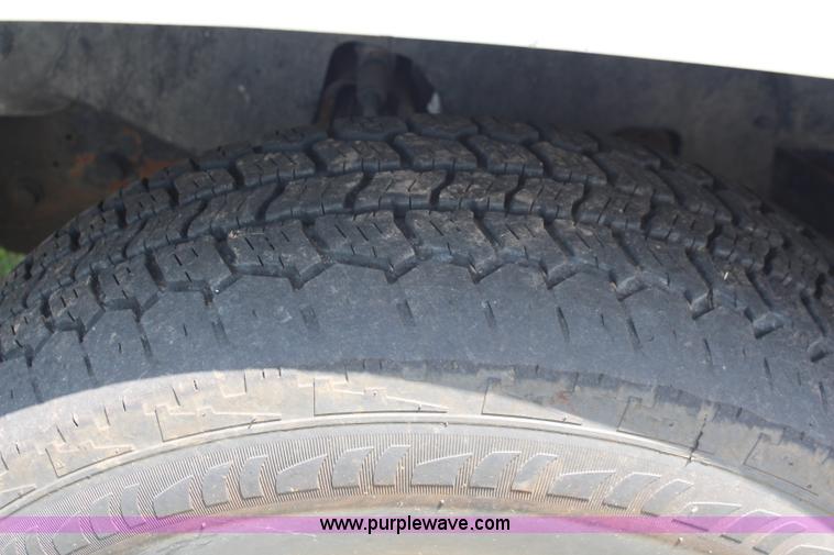 image for item J1159 1998 GMC Sierra 1500 Z71 Ext. Cab pickup truck