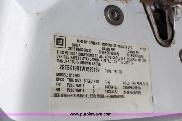 image for item J1159 1998 GMC Sierra 1500 Z71 Ext. Cab pickup truck