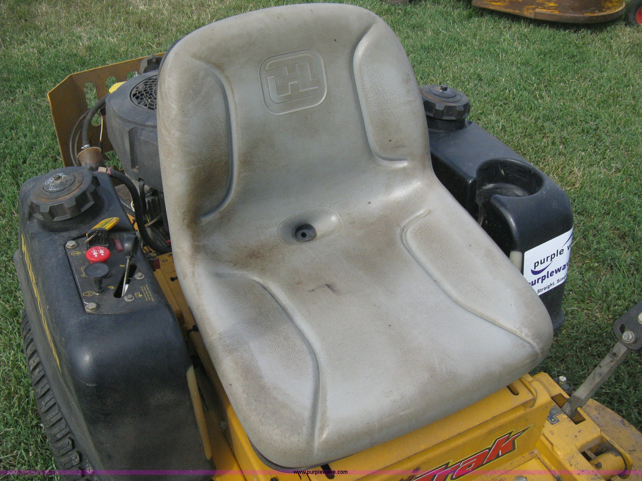 Hustler FasTrak 927350 ZTR lawn mower in McPherson, KS Item H5338