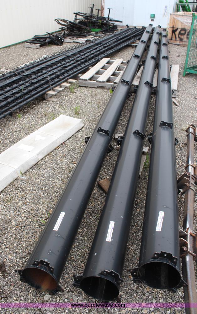 image for item AM9281 John Deere 30' fingered pickup reel