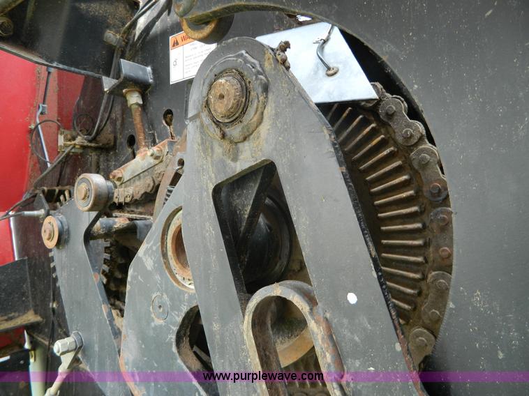 image for item AX9721 1998 New Holland 595 large square baler