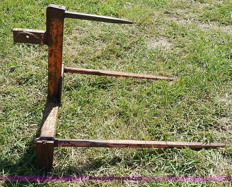 image for item BA9173 Three point bale spear