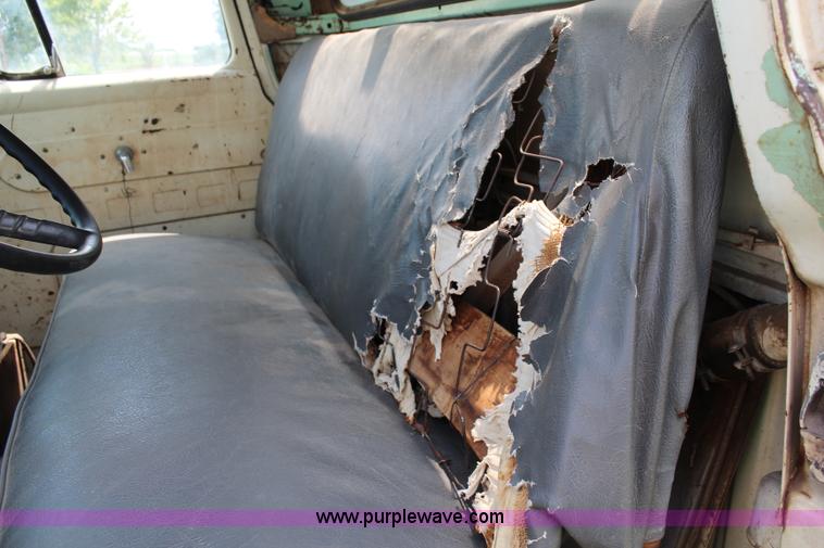 image for item BA9178 1958 Ford grain truck