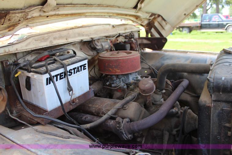 image for item BA9178 1958 Ford grain truck