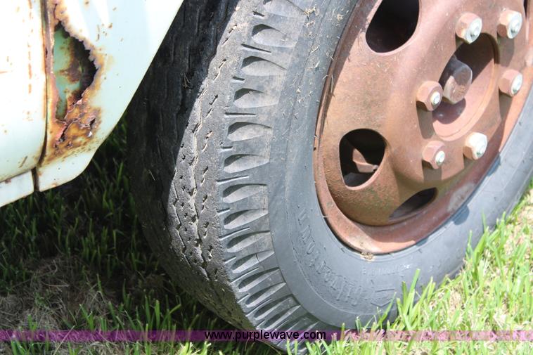 image for item BA9178 1958 Ford grain truck