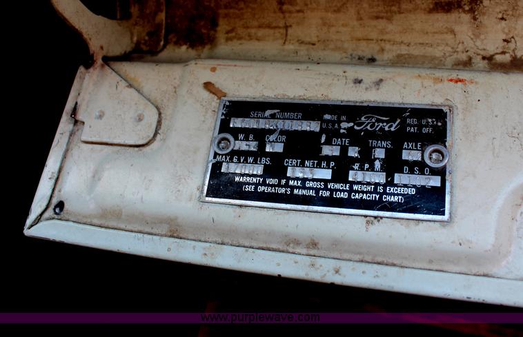 image for item BA9178 1958 Ford grain truck