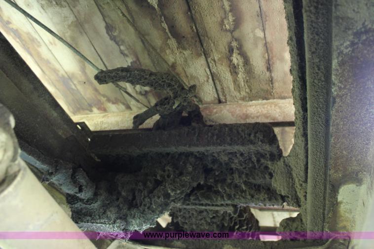 image for item BA9178 1958 Ford grain truck