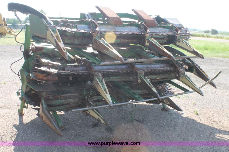 image for item C3937 2008 Krone Easy Collect 903 head