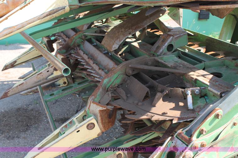 image for item C3937 2008 Krone Easy Collect 903 head