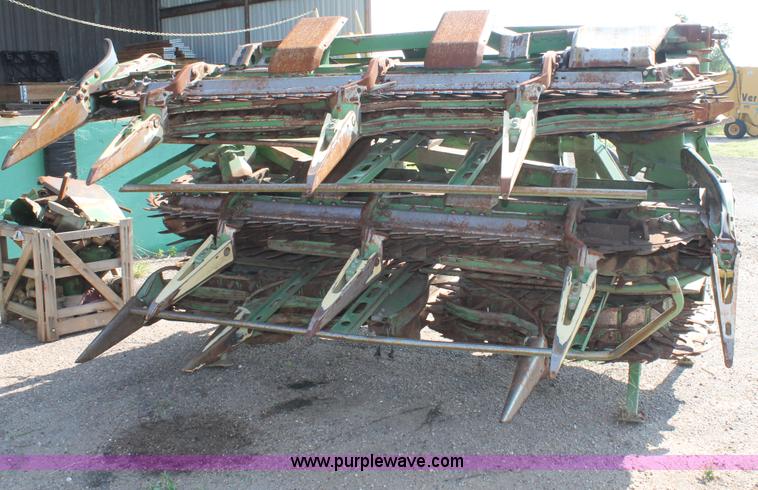 image for item C3937 2008 Krone Easy Collect 903 head