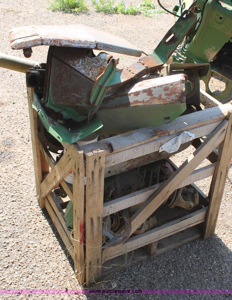 image for item C3937 2008 Krone Easy Collect 903 head