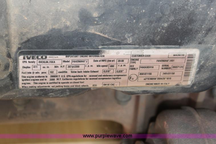 image for item C3939 Cummins 411 C.I.D. six cylinder diesel engine