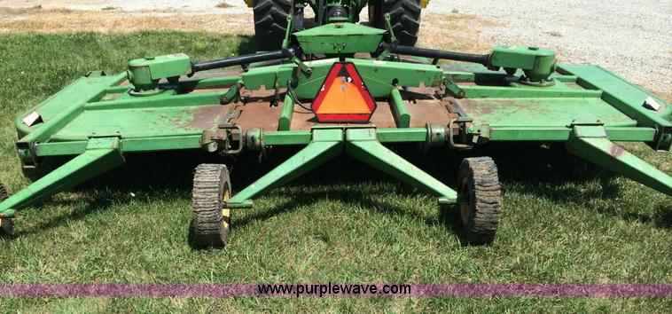 image for item D1083 John Deere 1508 batwing rotary mower