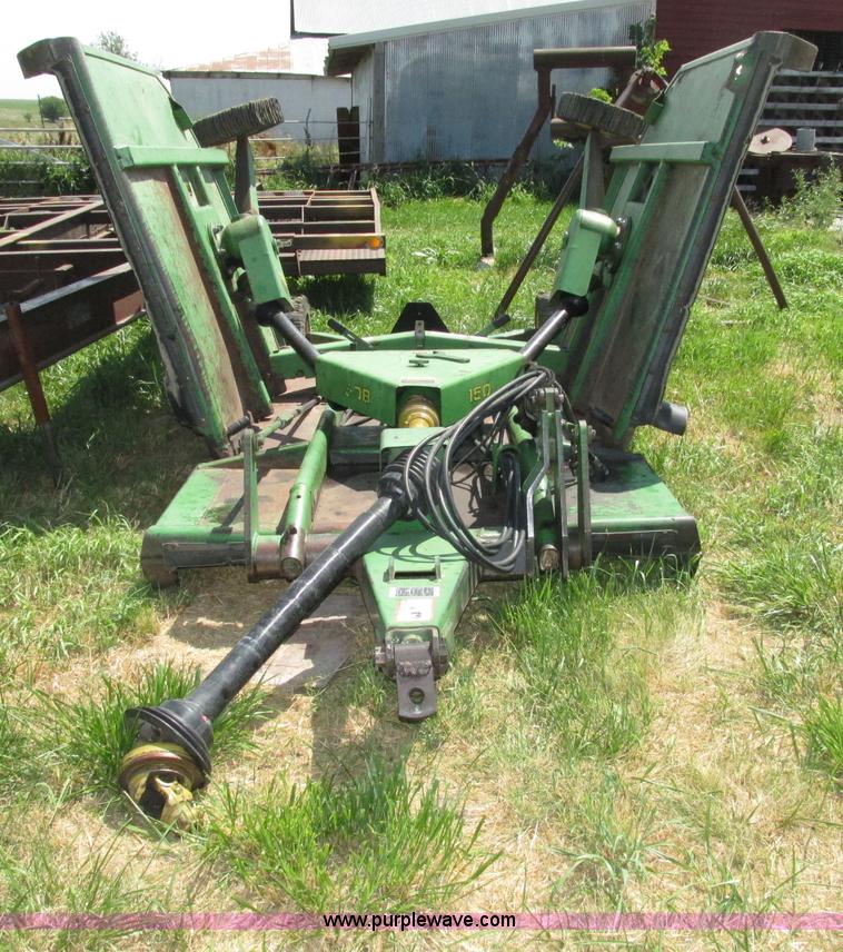 image for item D1083 John Deere 1508 batwing rotary mower