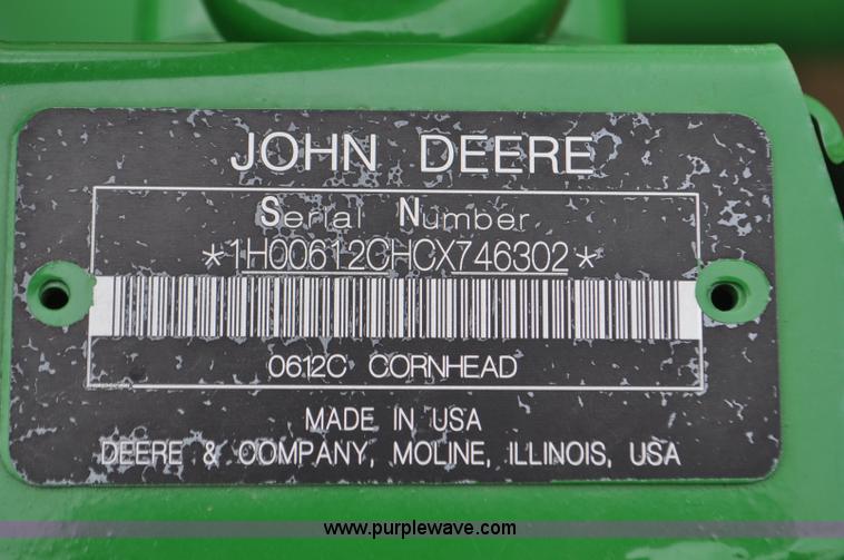 image for item F2042 2012 John Deere 612C corn head