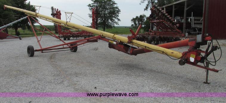 image for item F7436 Westfield TR61 grain auger