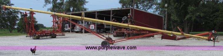 image for item F7436 Westfield TR61 grain auger