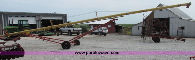 image for item F7436 Westfield TR61 grain auger