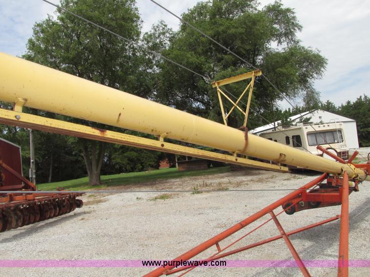 image for item F7436 Westfield TR61 grain auger