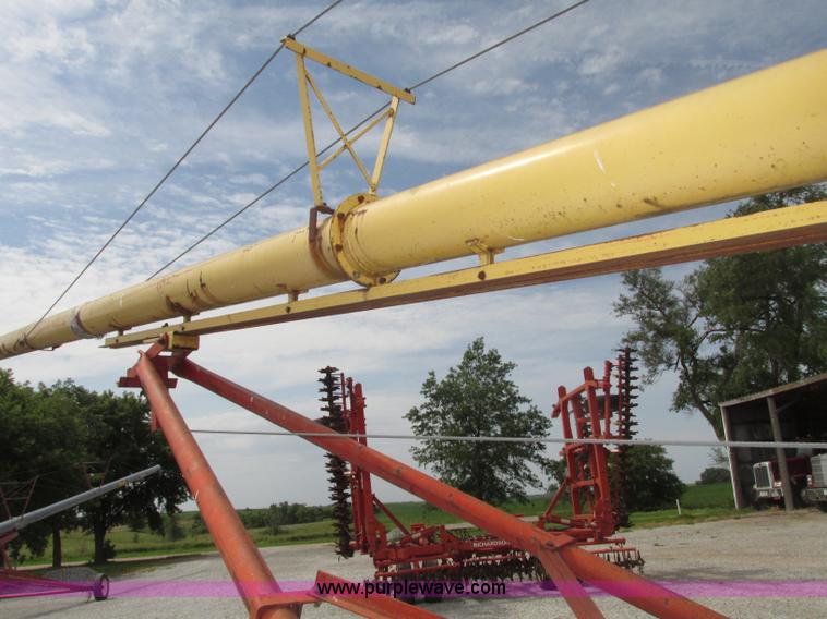 image for item F7436 Westfield TR61 grain auger