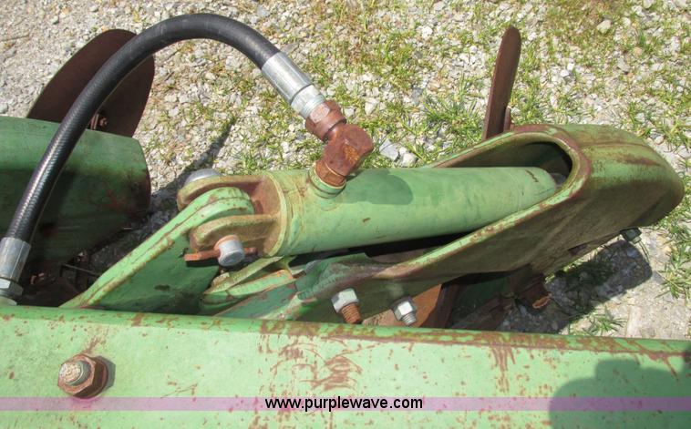 image for item F7444 John Deere F345H six bottom plow