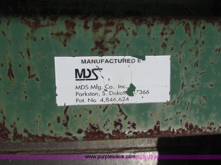 image for item F7445 John Deere 158 tractor loader